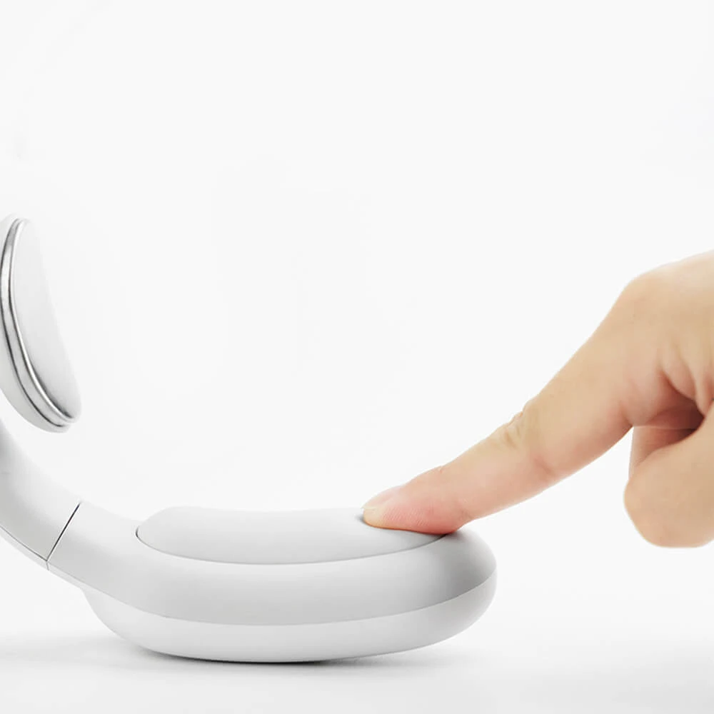 Collum™ - Intelligent Neck Massager - Evalax